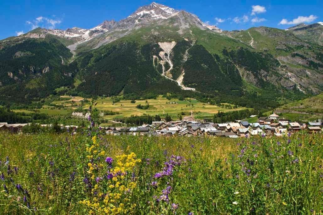 فندق Cis-Ethic Etapes De Val Cenis لانسليبورغ-مونت-سينيس المظهر الخارجي الصورة